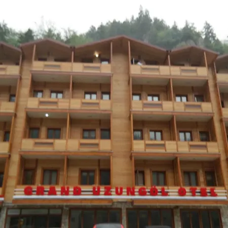 Hotel Grand Uzungol