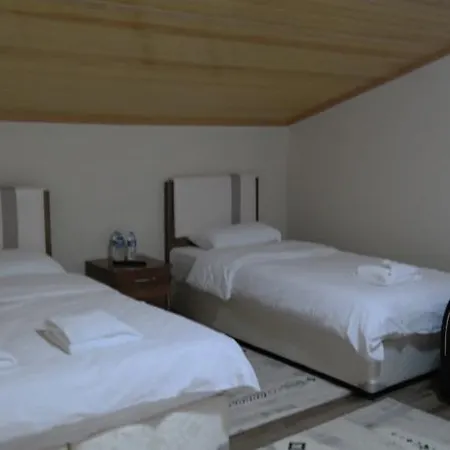 Hotel Grand Uzungol