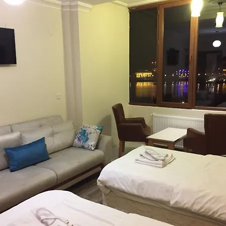 Grand Uzungol Hotel