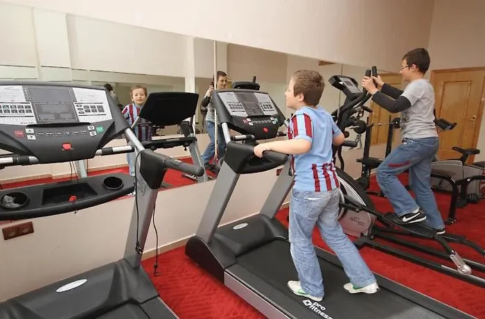 Grand Uzungol Hotel 4*